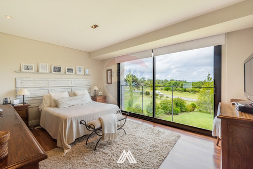 Venta Casa En Altos De La Tahona