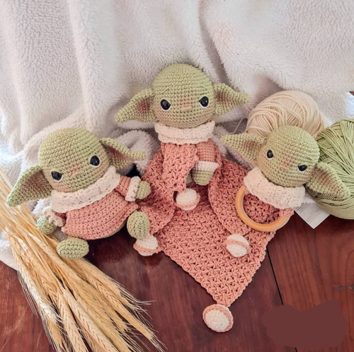 Patrones Amigurumis. Set Baby Yoda. Amigu+ Manta+ Sonajero.