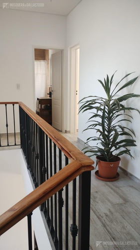 Casa En Venta En Barrio Santa Elisa - Pilar Del Este