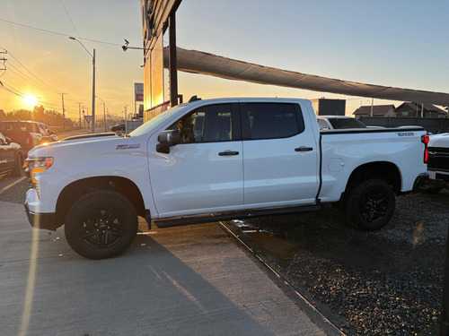 Chevrolet Silverado LT TB 4X4 CC 5.3 AUT