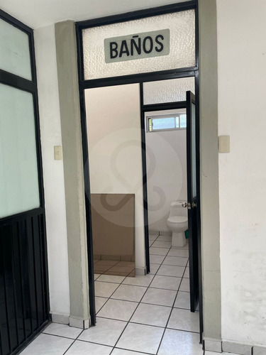 Bodega Comercial En Renta En Bugambilias