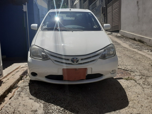 Toyota Etios 2013 1.5 16v Xs 4p