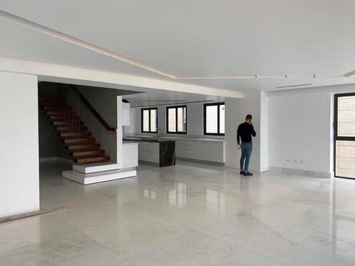 Imagen 8 de 14 de Pent House En Piantini