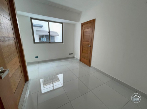 Apartamento Nuevo Con Excelente Distribución En El Mirador Norte