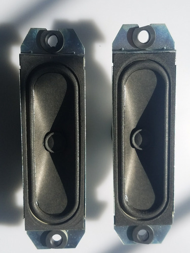 Par De Bocinas Para Tv Pantalla Lg Mod. 47la6205 (Usado)