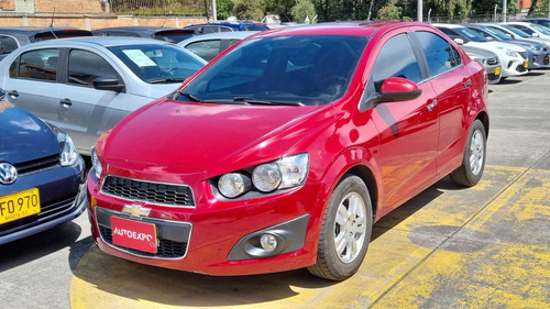 Chevrolet Sonic Lt 2015