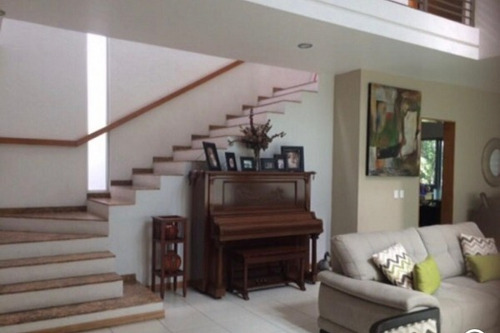Imagen 1 de 19 de Casa En Venta Valle Real, Zapopan En Privada Las Rosas