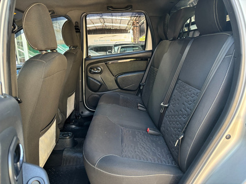 Renault Duster Oroch 2.0 Outsider Plus