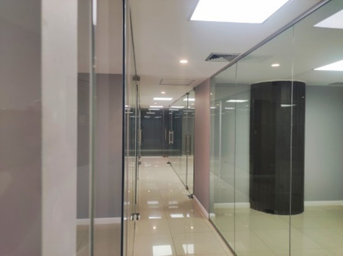 Alquilo Oficina Corporativa. 398 M2 En Planta Completa. Av. Venezuela. El Rosal. E. Waldemar