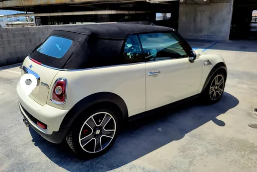 Mini Cooper Convertible Hot Chilli S