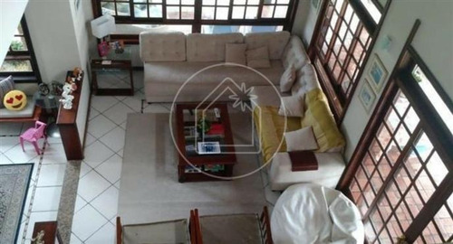 Casa - Ref: 881197