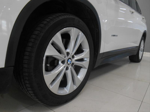 BMW X1 X1 Sdrive 2.0i Activeflex 4p Automático
