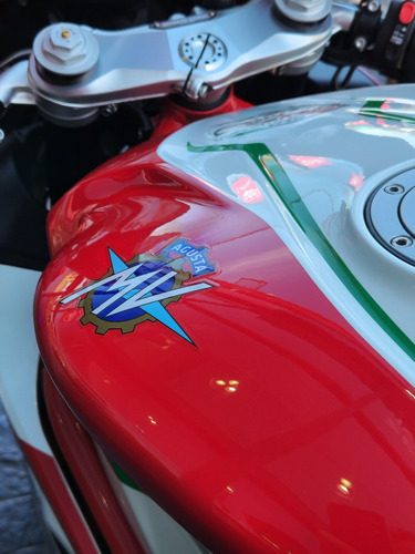 Imagen 20 de 25 de Mv Agusta F3 Rc 675, No Yamaha R1, No Honda, Cbr, 600 Mi