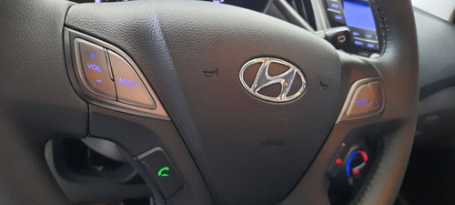 Imagem 6 de 9 de Hyundai Hb20x 1.6 16v Premium Flex 4p Automático