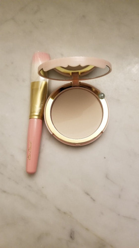 Too Faced Set To Perfection Powder & Brocha