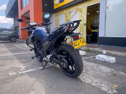 Yamaha Fzn 250-a