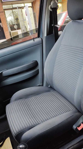 Volkswagen Suran 1.6 I Highline 80d 2008