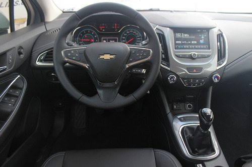 Imagen 12 de 16 de Chevrolet Cruze 5 Lt