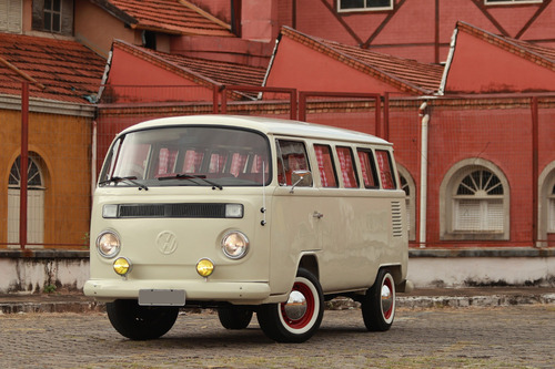 Kombi 1600 Standard 9 Lugares 1992 Volkswagen Vw