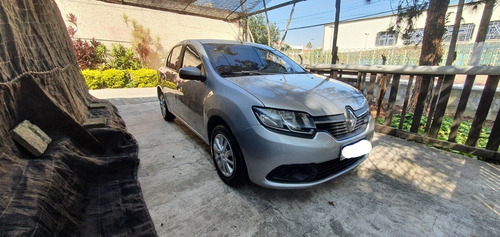 Imagem 1 de 8 de Renault Logan 2016 1.6 Expression Hi-power 4p