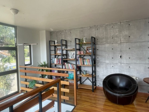 Imagen 8 de 24 de Gran Casa De Arquitectura Unica En San Calos De Apoquindo