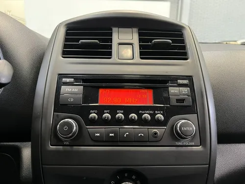 Nissan Versa DRIVE 1.6 AUT