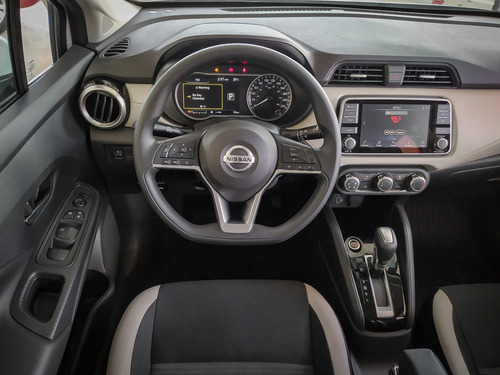 Imagem 13 de 14 de Nissan Versa Advance 1.6 (flex) (aut)