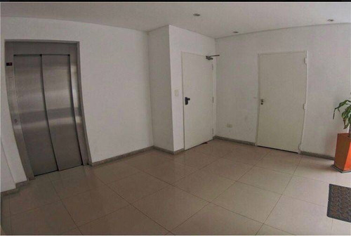 Imagen 3 de 13 de Venta De Departamento Con Balcón Y Cochera En Caballito