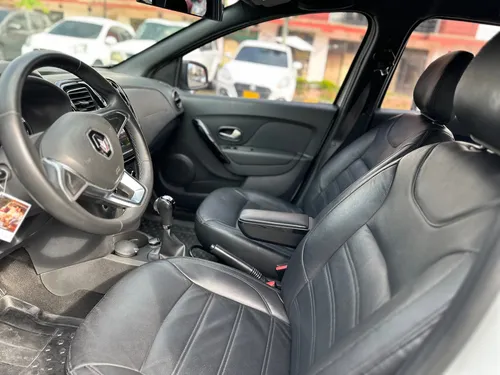 Renault Stepway 1.6 Dynamique / Intens Automática