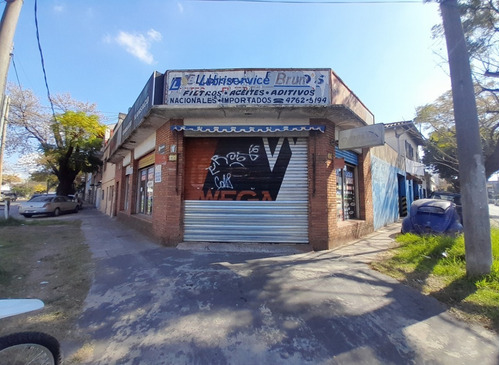 Venta En Block. 2 Locales/deposito Y Depto. Ideal Inversor!!!