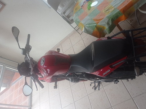 Imagen 3 de 6 de Benelli Tnt 300