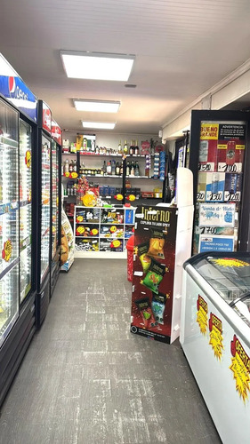Se Arrienda Local Comercial Para Botillería Con Patente