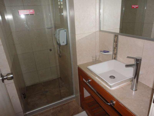 Imagen 5 de 24 de Hotel En Calle 18 De Julio- Colonia Del Sacramento