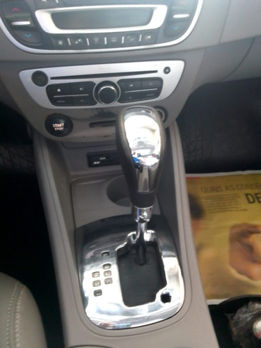 Renault Fluence 2.0 Dynamique Plus X-tronic Hi-flex 4p