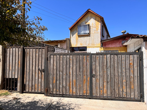 Casa A Pasos De Playas Y Centro De La Comuna (88033)