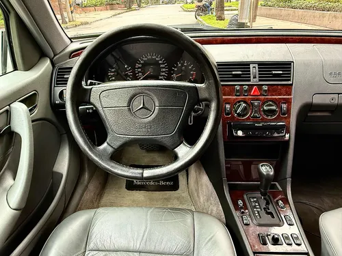 Mercedes-benz Clase C 2.4 Elegance 4 P