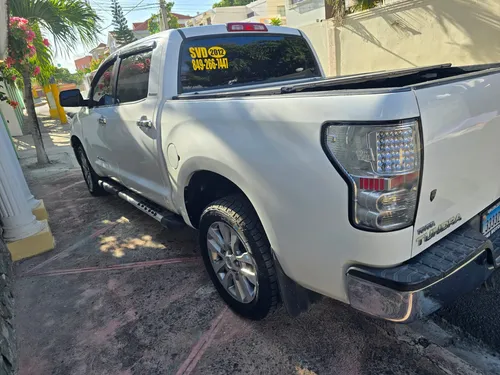 Toyota Tundra Platinum 2012, Color Blanco