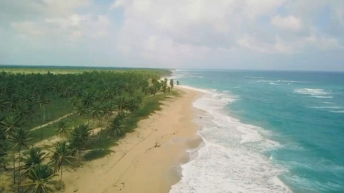 Terreno En Primera Linea De Playa En Miches, República Domin