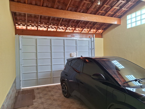 Casa 2 Dormitórios Sendo 1 Suite