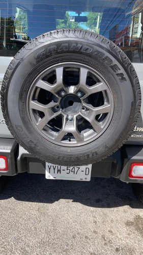 Llantas De Jimny Suzuki, Dunlop, At20 Grandtrek, 195/80 R15 (Usado)