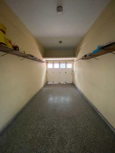 Imagen 11 de 12 de Dto Tipo Casa 3 Amb Al Fte. Con Garage En Veta En Lanus Este (429)
