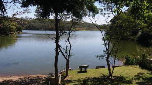 Chácara Com Bastante Verde Em Mairiporã
