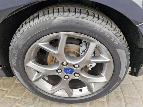 Ford Focus 2.0 SE PLUS 16V FLEX 4P POWERSHIFT
