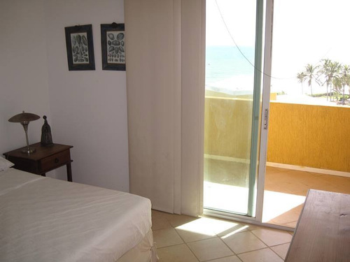 Imagen 6 de 14 de En Venta Apartamento En Playa Parguito. Cimarrón.
