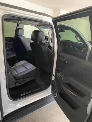 Imagen 8 de 14 de Chevrolet Suburban 2019 5.4 Lt Piel Cubo At