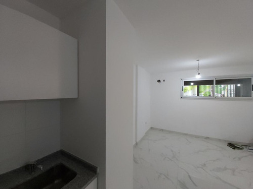 Imagen 6 de 10 de Venta Oficina En Planta Baja, Barrio Abasto, Rosario