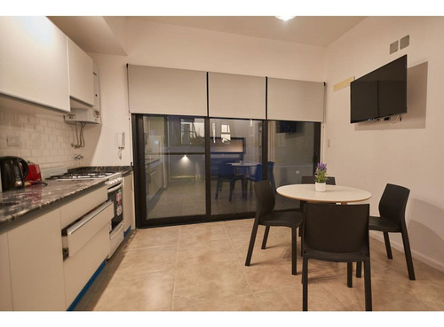 Imagen 17 de 22 de Conjunto De 4 Departamentos De Un Dormitorio, Local Comercial Y Pileta