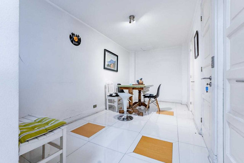 Excelente Ubicación En Barrio Tranquilo (67682)