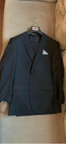 Traje Formal  Ideal Cumpleaños De 15 Xs 1 Uso Igual A Nuevo.