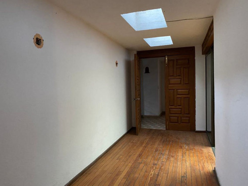 Comercial En Esquina Con Frente A La Avenida San Diego - Roq-825-cs